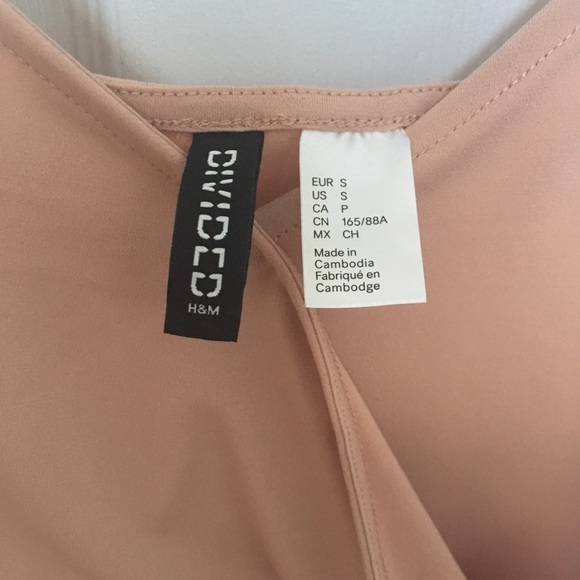 H&M Cropped Blouse Tank - Picture 3 of 4